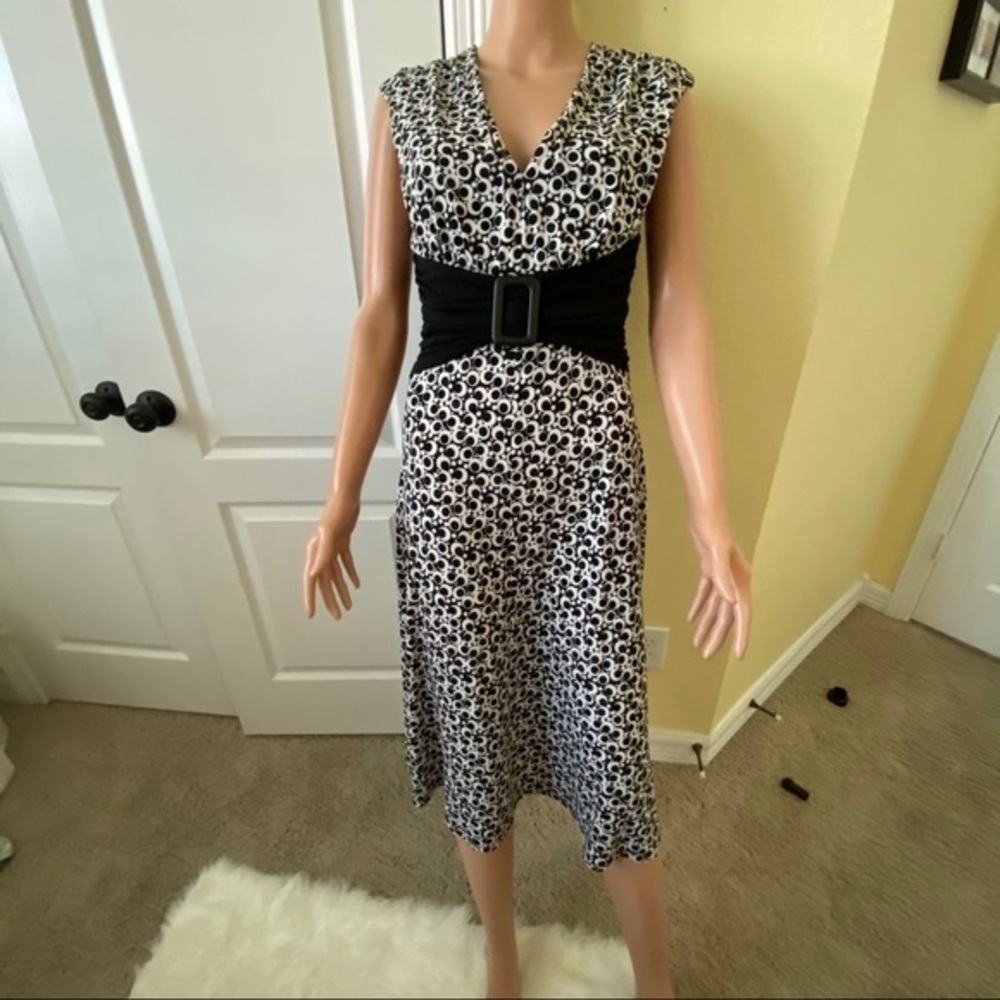 Connected Apparel 8 Black/White Dress Soft